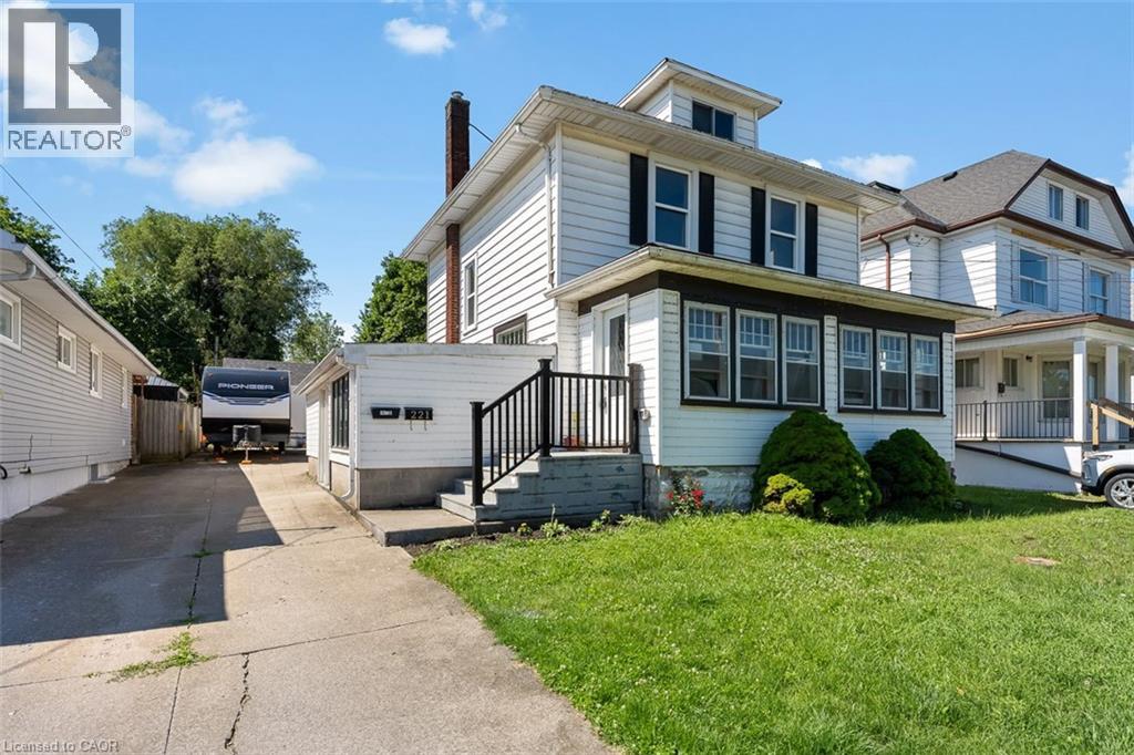 Residential in Fort Erie 3