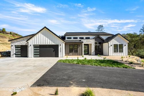 1991 E Green Springs Rd, Rescue, CA, 95672-9418 | Card Image