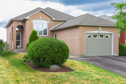 1019 Baker St, Peterborough, ON, K9H7P7 | Card Image