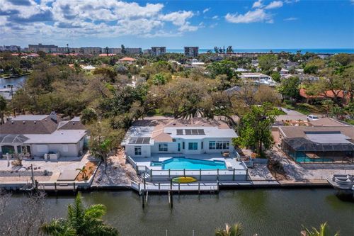951 Contento St, Siesta Key, FL, 34242-1815 | Card Image