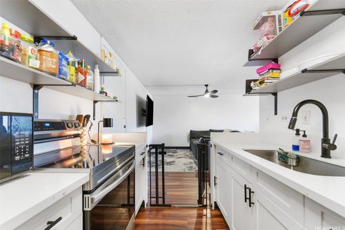 apt-410-1250 Richard Ln, Honolulu, HI, 96819-4552 | Card Image