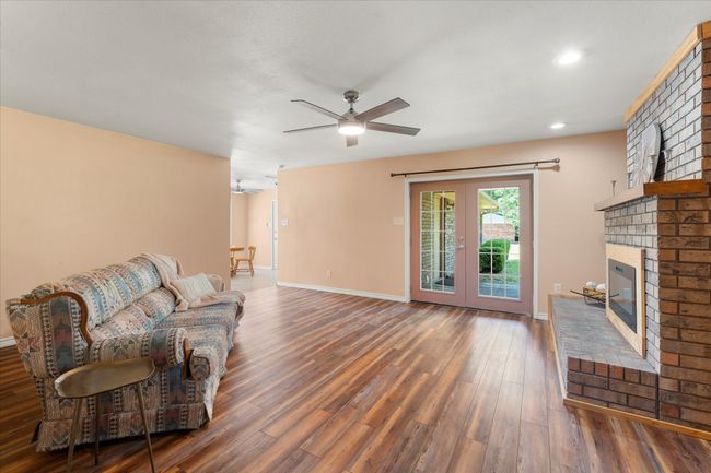 314 Cedar St, House other with 3 bedrooms, 2 bathrooms and null parking in Mt Pleasant TX | Image 5