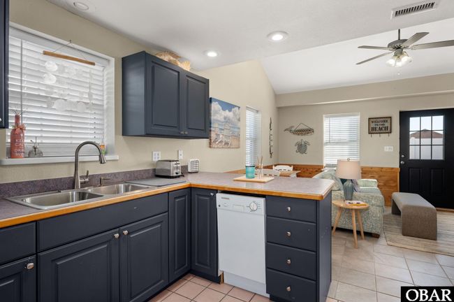 300 S Virginia Dare Trl, House other with 4 bedrooms, 2 bathrooms and null parking in Kill Devil Hills NC | Image 32