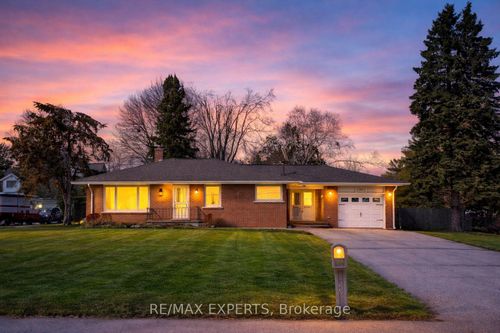 2088 Killarney Beach Rd, Lefroy, ON, L0L1W0 | Card Image