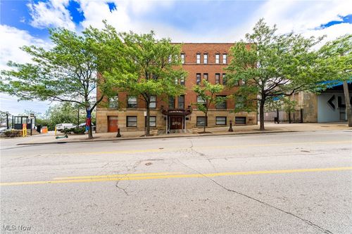 apt-305-1133 W 9th St, Cleveland, OH, 44113-1097 | Card Image