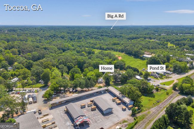 1037 S Pond St, House other with 3 bedrooms, 2 bathrooms and null parking in Toccoa GA | Image 43
