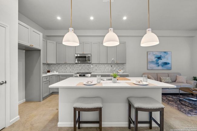 6 - 1002 Morningside Dr, Townhouse with 3 bedrooms, 3 bathrooms and null parking in Terrell Hills TX | Image 11