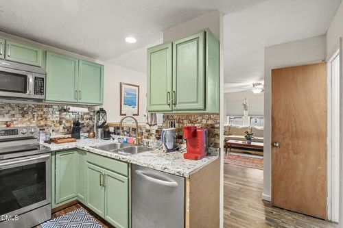 1714 Fox Hollow Dr, Raleigh, NC, 27610-5941 | Card Image