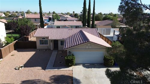 10800 Gates, Adelanto, CA, 92301 | Card Image