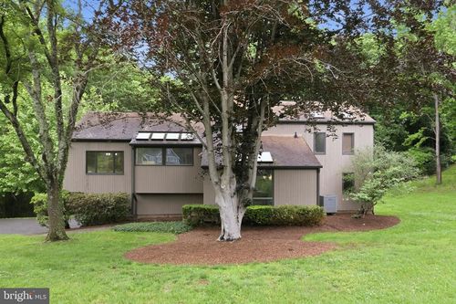 882 Coachway, ANNAPOLIS, MD, 21401-6482 | Card Image