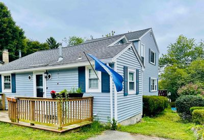 27 Glen Road, House other with 3 bedrooms, 1 bathrooms and null parking in Hampton NH | Image 2