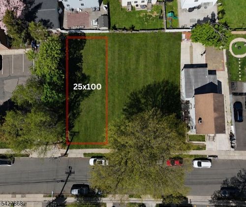 83 Ralph St, Belleville, NJ, 07109-3230 | Card Image