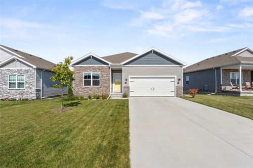 3332 Craven Dr, North Liberty, IA, 52317 | Card Image