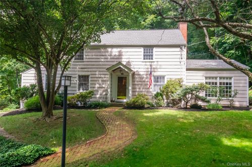 35 Marcourt Dr, Chappaqua, NY, 10514-2506 | Card Image