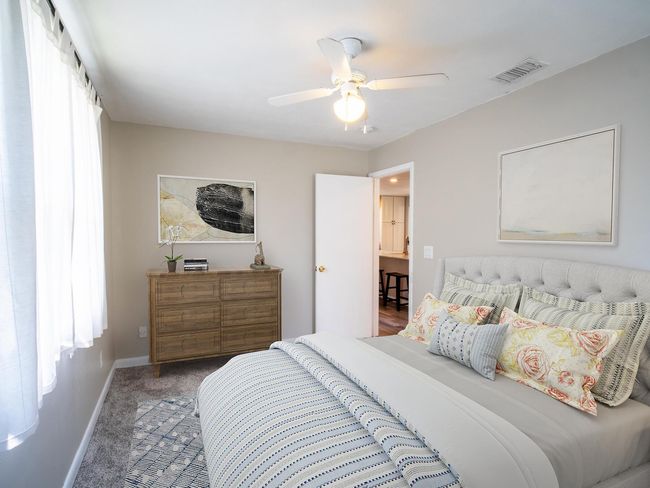 1287 Sw Sunset Trl, House other with 4 bedrooms, 2 bathrooms and null parking in Palm City FL | Image 13