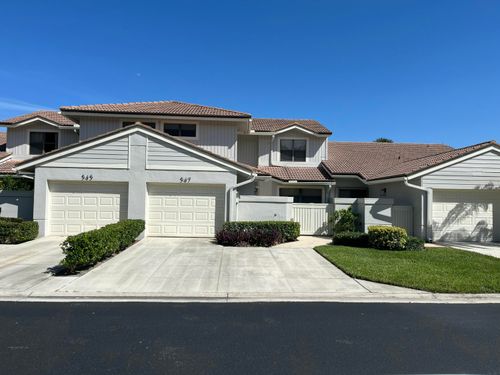 547 Prestwick Cir, Palm Beach Gardens, FL, 33418-8441 | Card Image