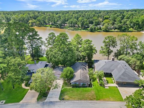 1925 E Lake Dr, Huntsville, TX, 77340 | Card Image