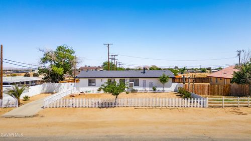 8603 S Loop Blvd, California City, CA, 93505-5260 | Card Image