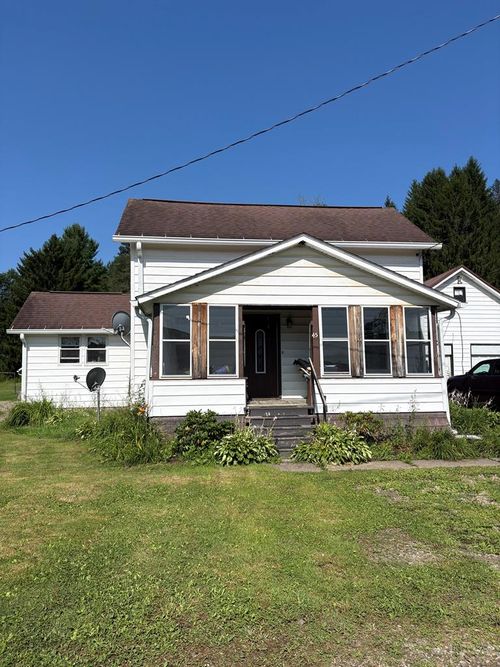 45 Deerlick St, Sheffield, PA, 16347-3113 | Card Image