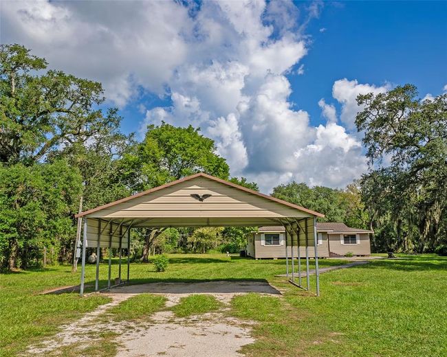 9465 County Road 946a, House other with 4 bedrooms, 2 bathrooms and null parking in Brazoria TX | Image 1