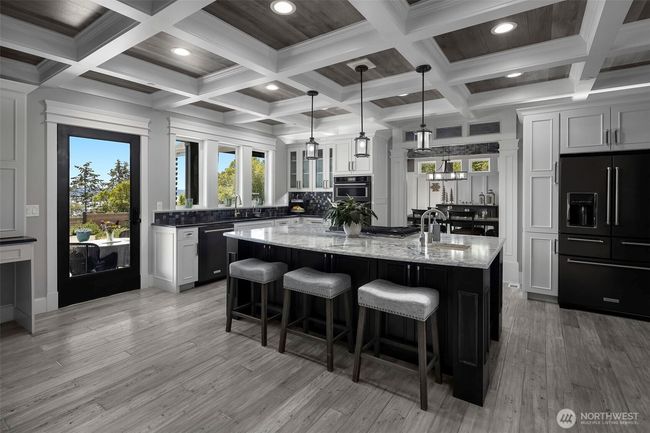 From the doggy door to the ceiling you have to see this kitchen! | Image 7