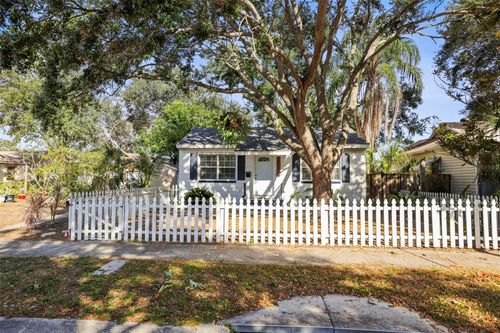 1511 35th Ave N, ST PETERSBURG, FL, 33704-1860 | Card Image
