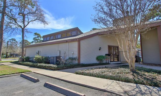 APT-212B - 12900 Walden Rd, Townhouse with 1 bedrooms, 2 bathrooms and null parking in Montgomery TX | Image 34