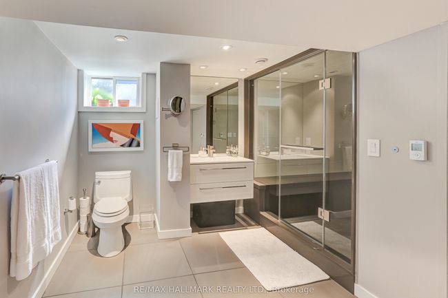 4 Tinder Cres, House other with 4 bedrooms, 2 bathrooms and 4 parking in North York ON | Image 26