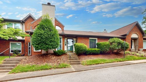 210 Highland Villa Cir, Nashville, TN, 37211-7319 | Card Image