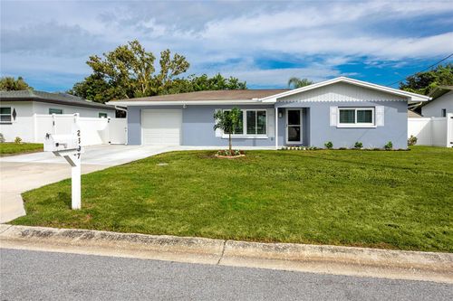 2597 Crescent Dr, LARGO, FL, 33770-2965 | Card Image