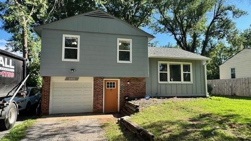8403 E 110th St, Kansas City, MO, 64134-3029 | Card Image