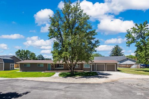 7201 W Maxwell Dr, Boise, ID, 83704-8541 | Card Image