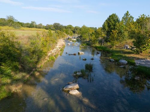 445 Bendigo Ln, Wimberley, TX, 78676-6136 | Card Image