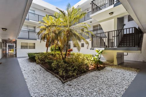 apt-2102-1800 Sw 25th St, Miami, FL, 33133-2457 | Card Image