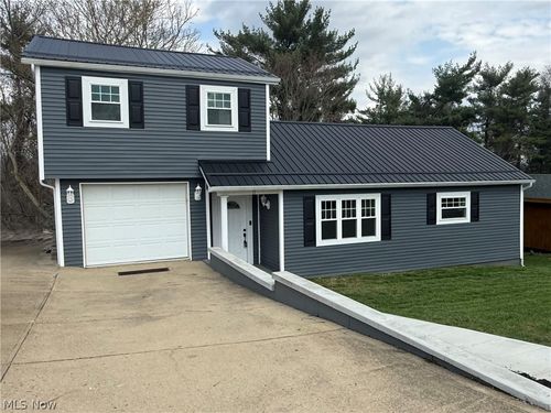 17 Grandview Rd, Cambridge, OH, 43725-1743 | Card Image