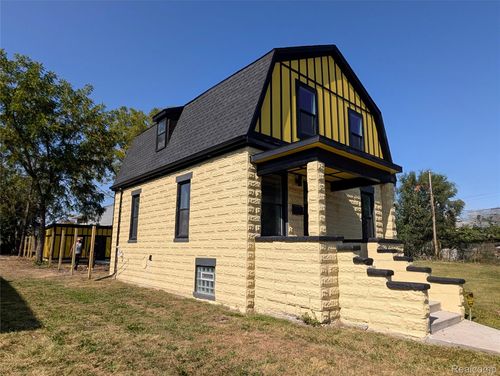 7377 Melrose St, Detroit, MI, 48211-1342 | Card Image