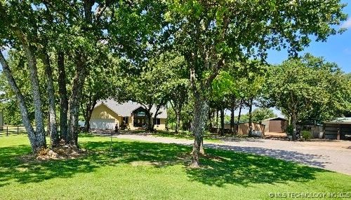 3557 Post Office Rd, Kingston, OK, 73439-5345 | Card Image