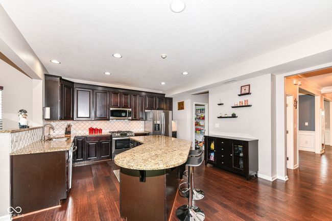 12142 Enmore Park, House other with 4 bedrooms, 5 bathrooms and null parking in Fishers IN | Image 13