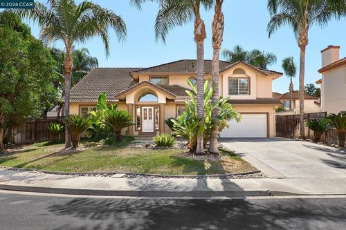 880 Fieldstone Ct, Brentwood, CA, 94513-2405 | Card Image