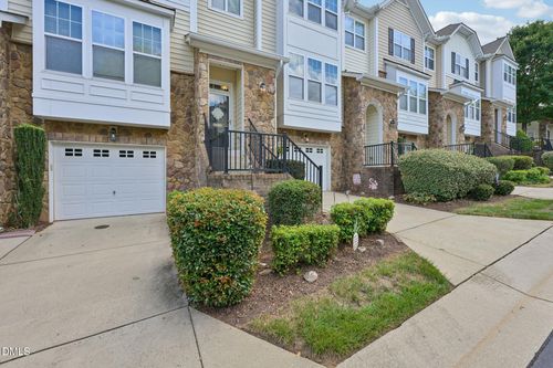 6134 Braidwood Ct, Raleigh, NC, 27612-4947 | Card Image