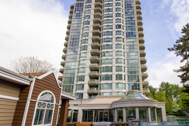 802 - 3070 Guildford Way, Condo with 2 bedrooms, 2 bathrooms and 1 parking in Coquitlam BC | Image 32