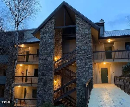 311-1130 Ski View Dr, Gatlinburg, TN, 37738-4538 | Card Image