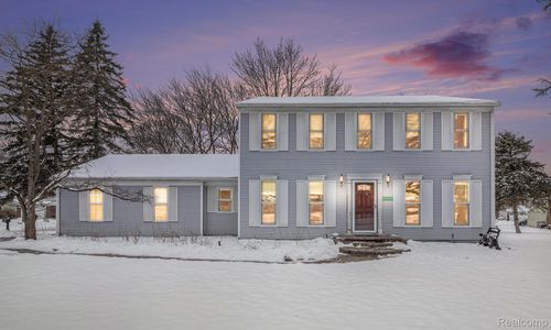 2770 Gemini Dr, Lake Orion, MI, 48360-1718 | Card Image