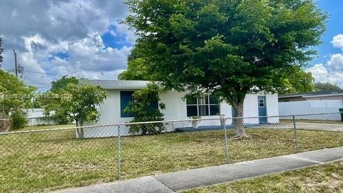 3460 Nw 5th Ct, Lauderhill, FL, 33311-7511 | Card Image