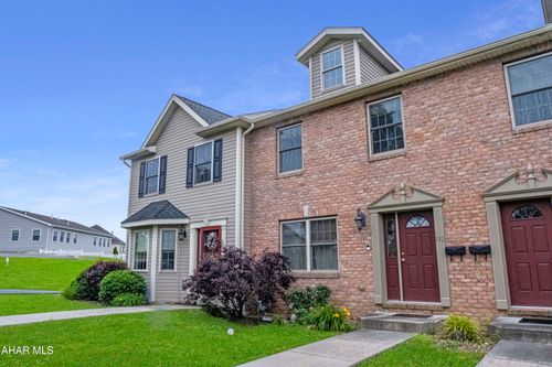 113 Holliday Hills Dr, Hollidaysburg, PA, 16648-3258 | Card Image