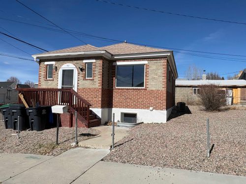 161 &amp; 171 E 3 North, Green River, WY, 82935 | Card Image