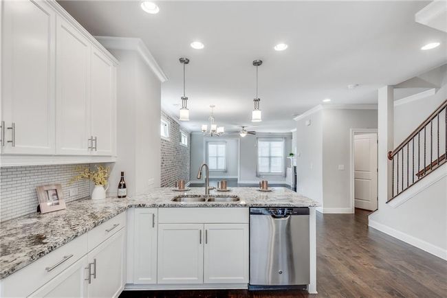 145 Laurel Crest Aly, Townhouse with 3 bedrooms, 4 bathrooms and null parking in Johns Creek GA | Image 12