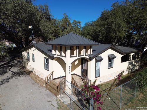 4443 Palace, Von Ormy, TX, 78073-5355 | Card Image