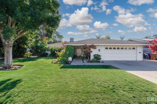 608 Sesnon St, Bakersfield, CA, 93309-1452 | Card Image