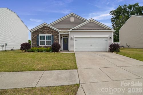 2228 Apple Glen Ln, Charlotte, NC, 28269-0553 | Card Image